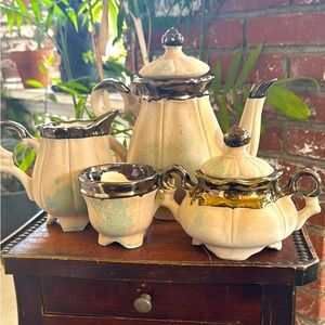 Tea set